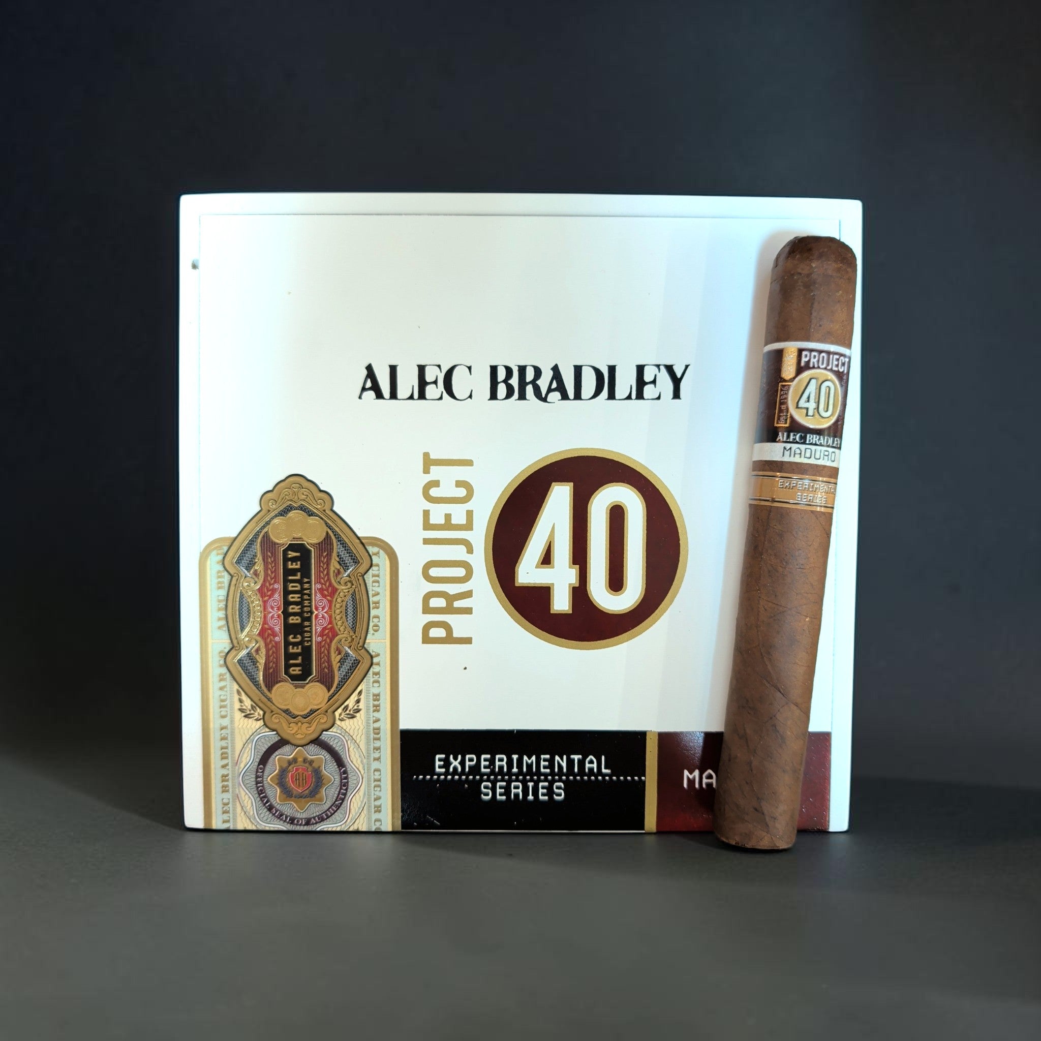 Alec Bradley Project 40 Maduro Toro
