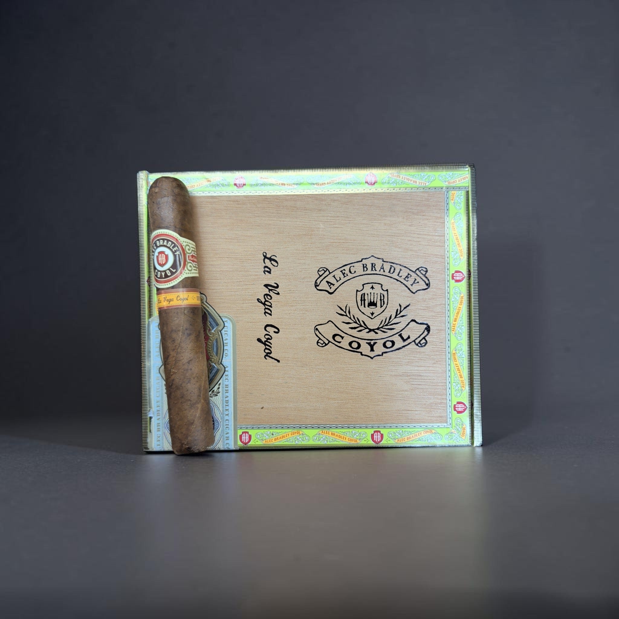 Alec Bradley Coyol Gordo