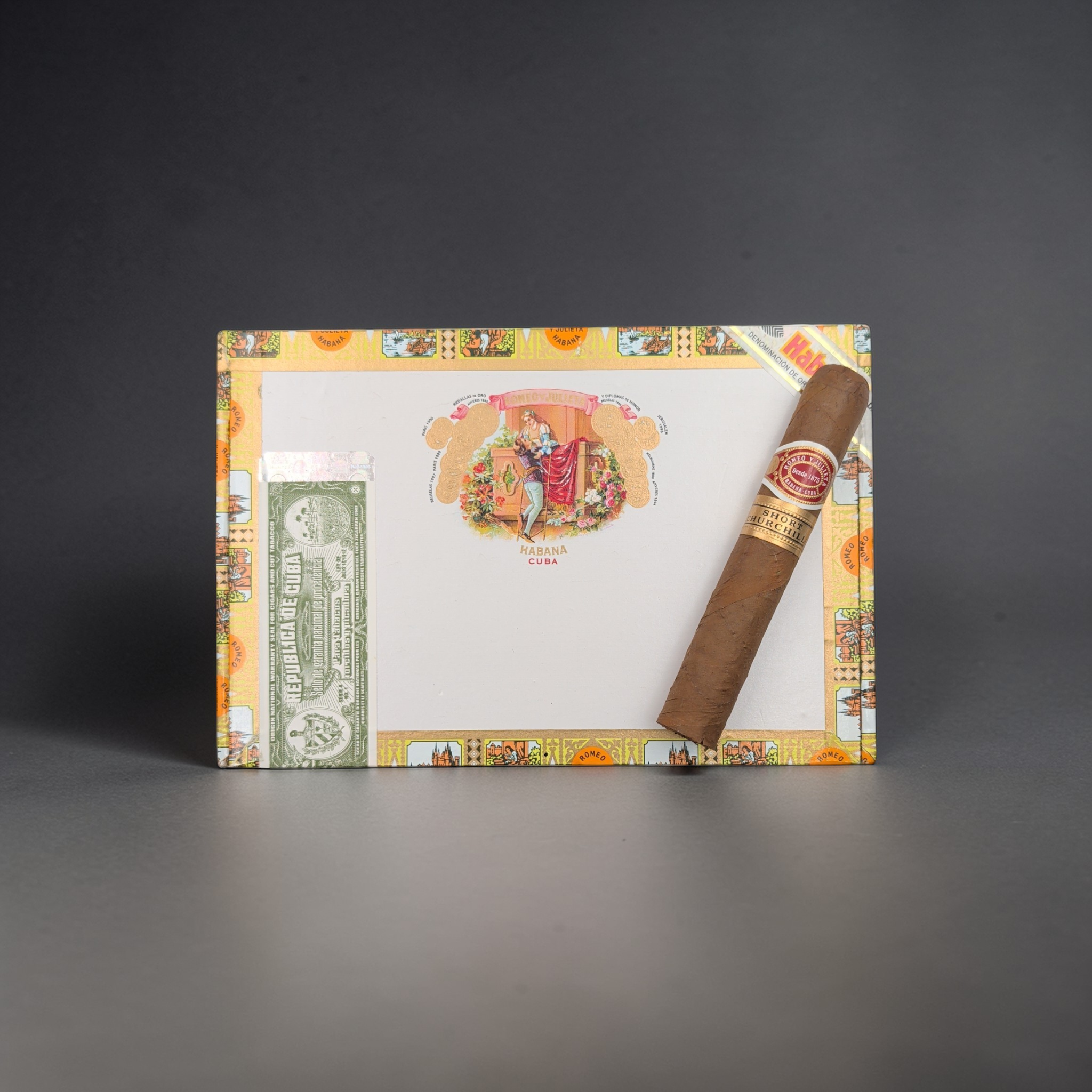 Romeo y Julieta Short Churchills