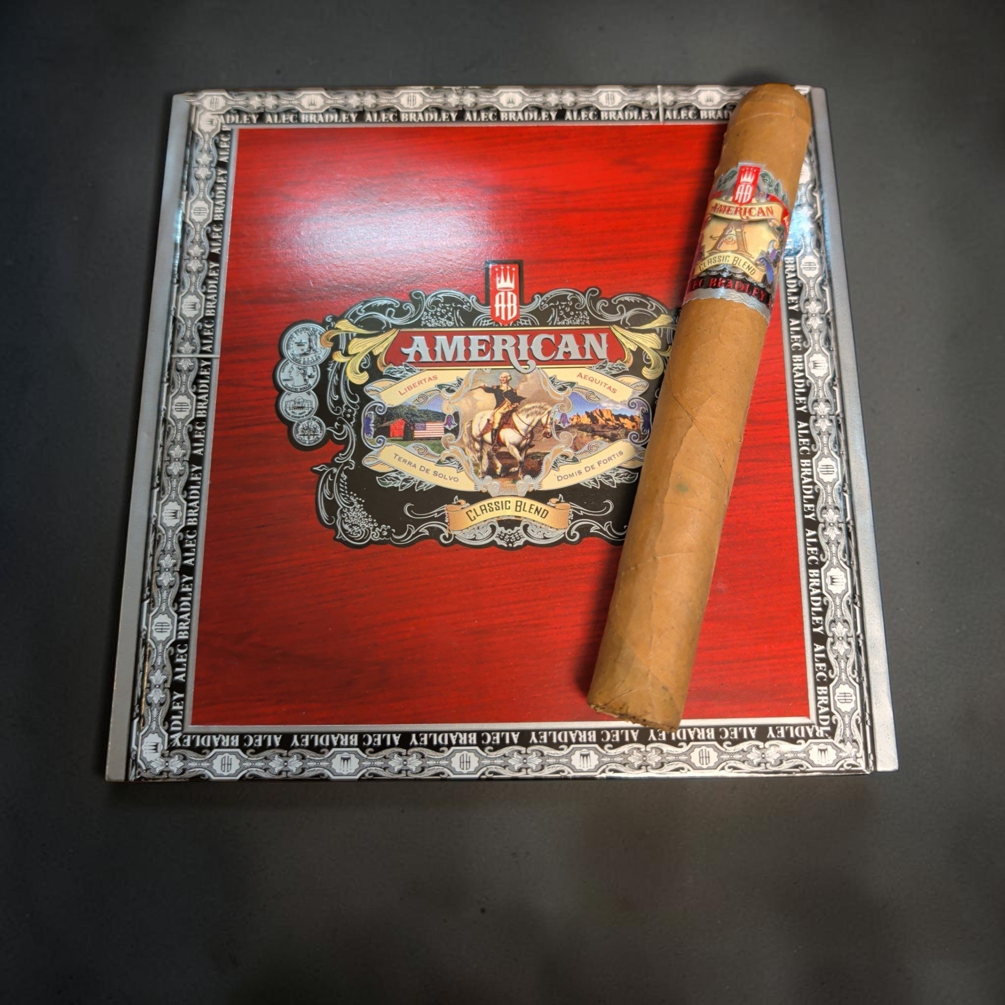 Alec Bradley American Classic Toro
