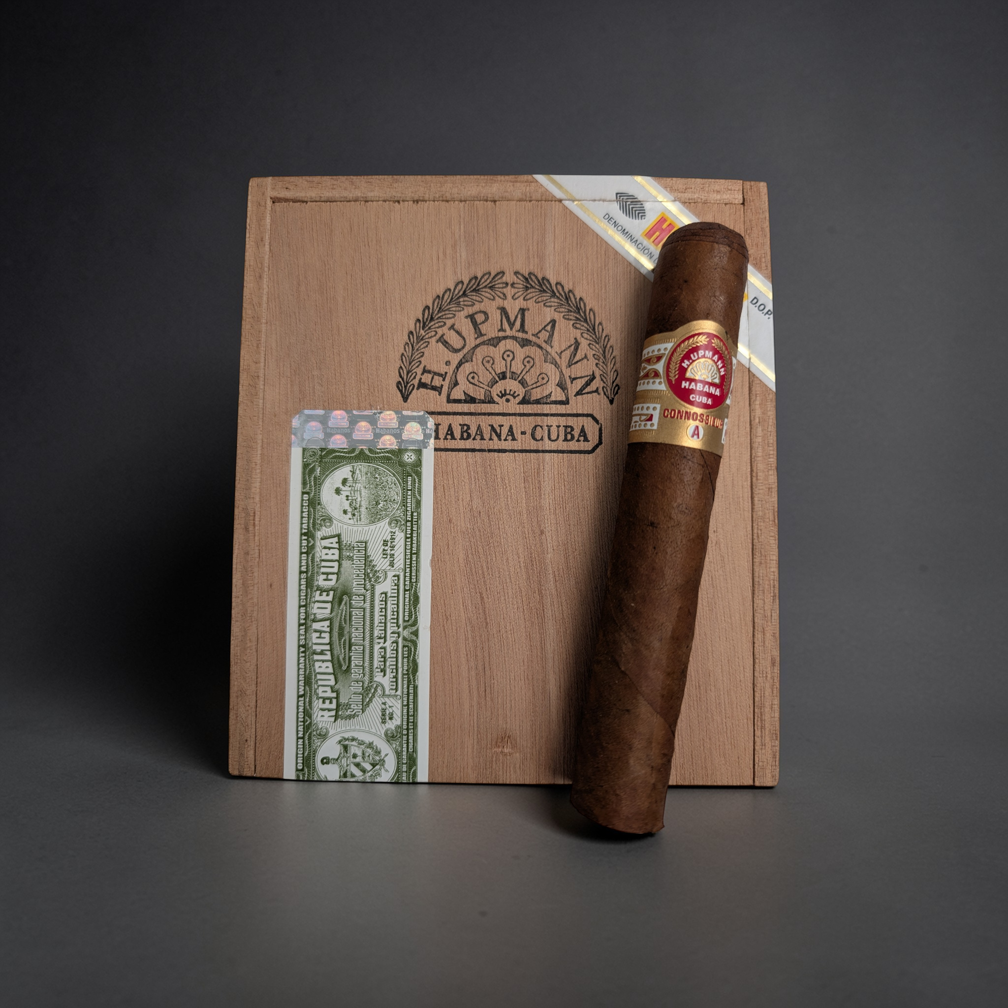 H. Upmann Connoisseur A LCDH